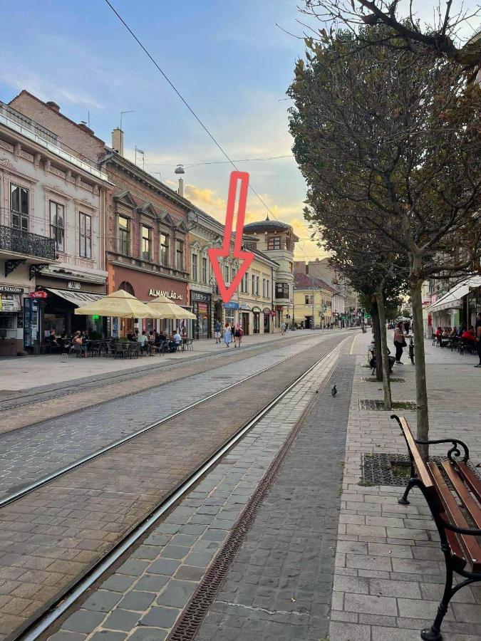 Grand Paradise Apartman Miskolc Bagian luar foto